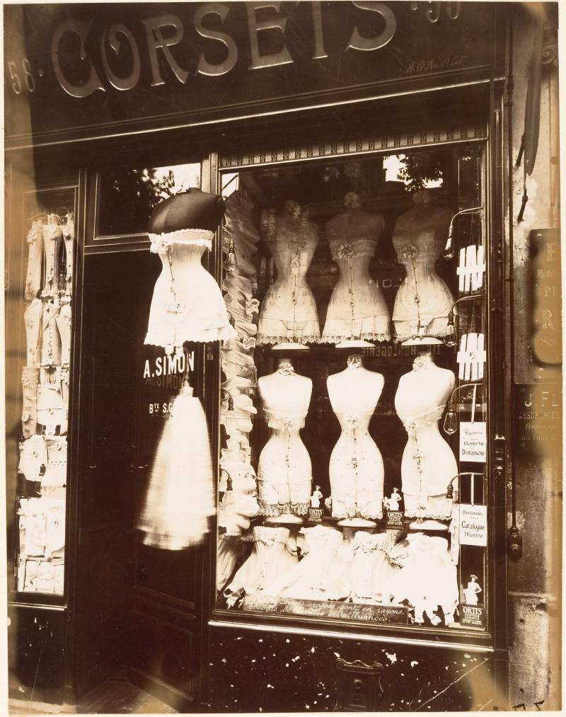 Boulevard de Strasbourg, Corsets, Paris, 1912 - Eugène Atget
